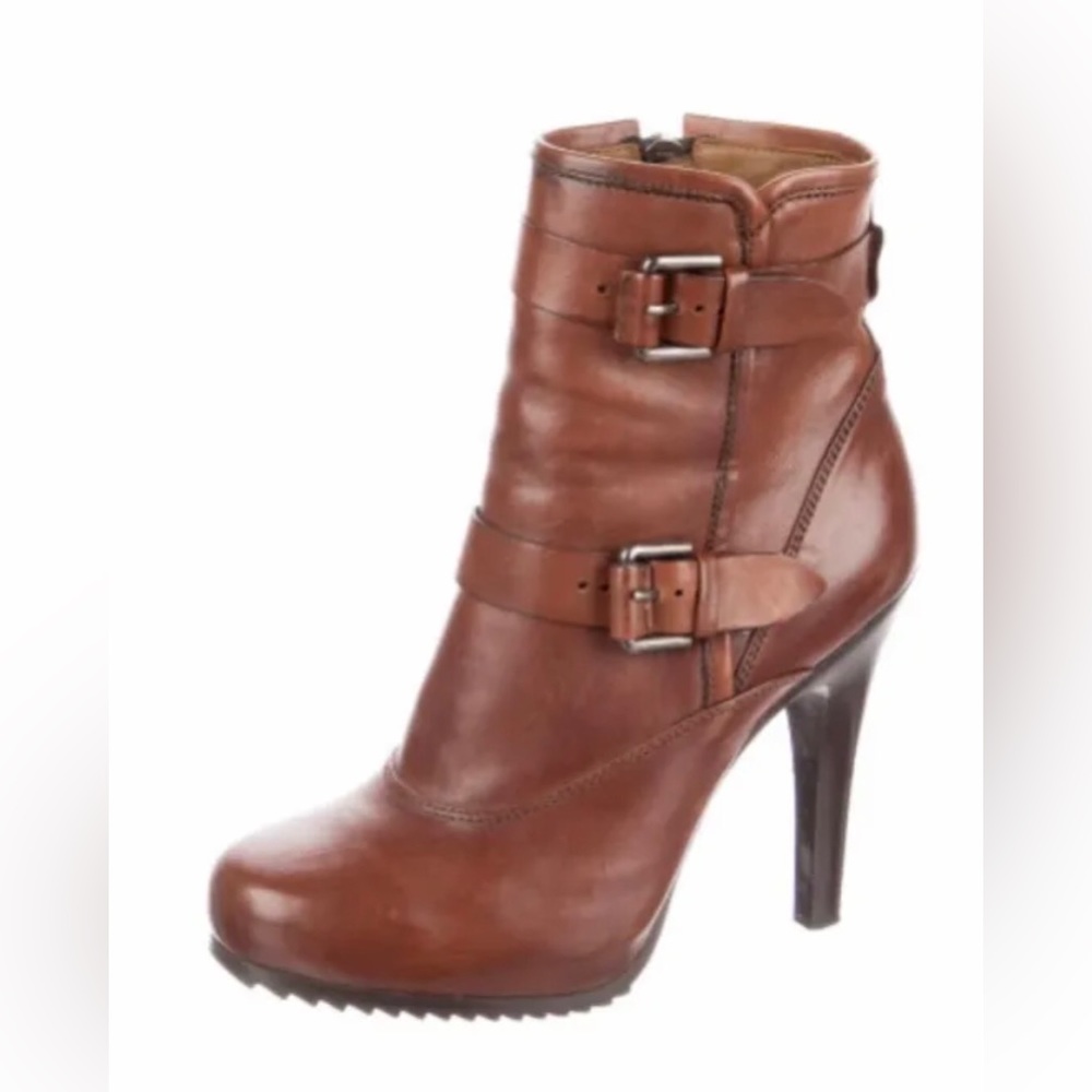 Barbara Bui Leather Ankle Moto BootsBarbara Bui Leather Ankle Moto Boots Brown